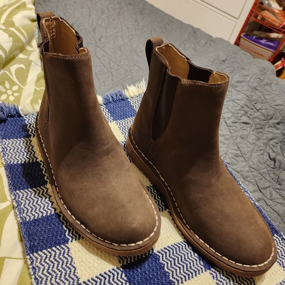 Ll bean womens Stonington Chelsea boots, color dark cocoa